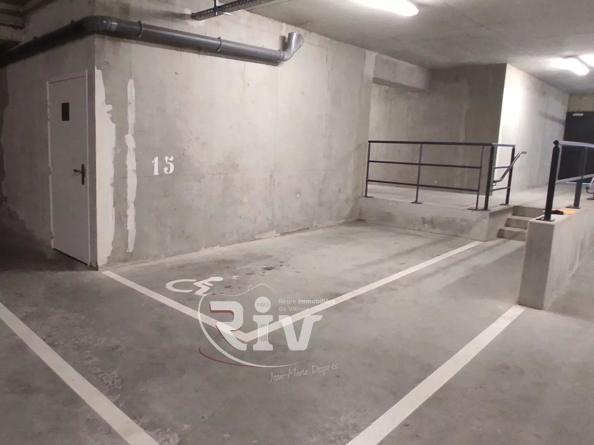 PLACES DE PARKING COUVERT - SAINT ROMAIN EN GAL